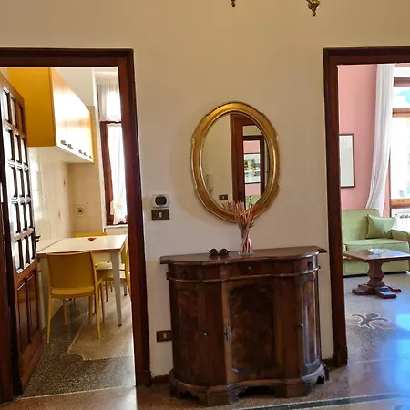 La Bomboniera * 拉帕洛