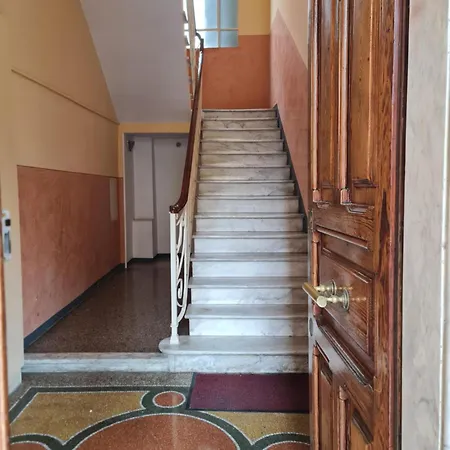 아파트 La Bomboniera